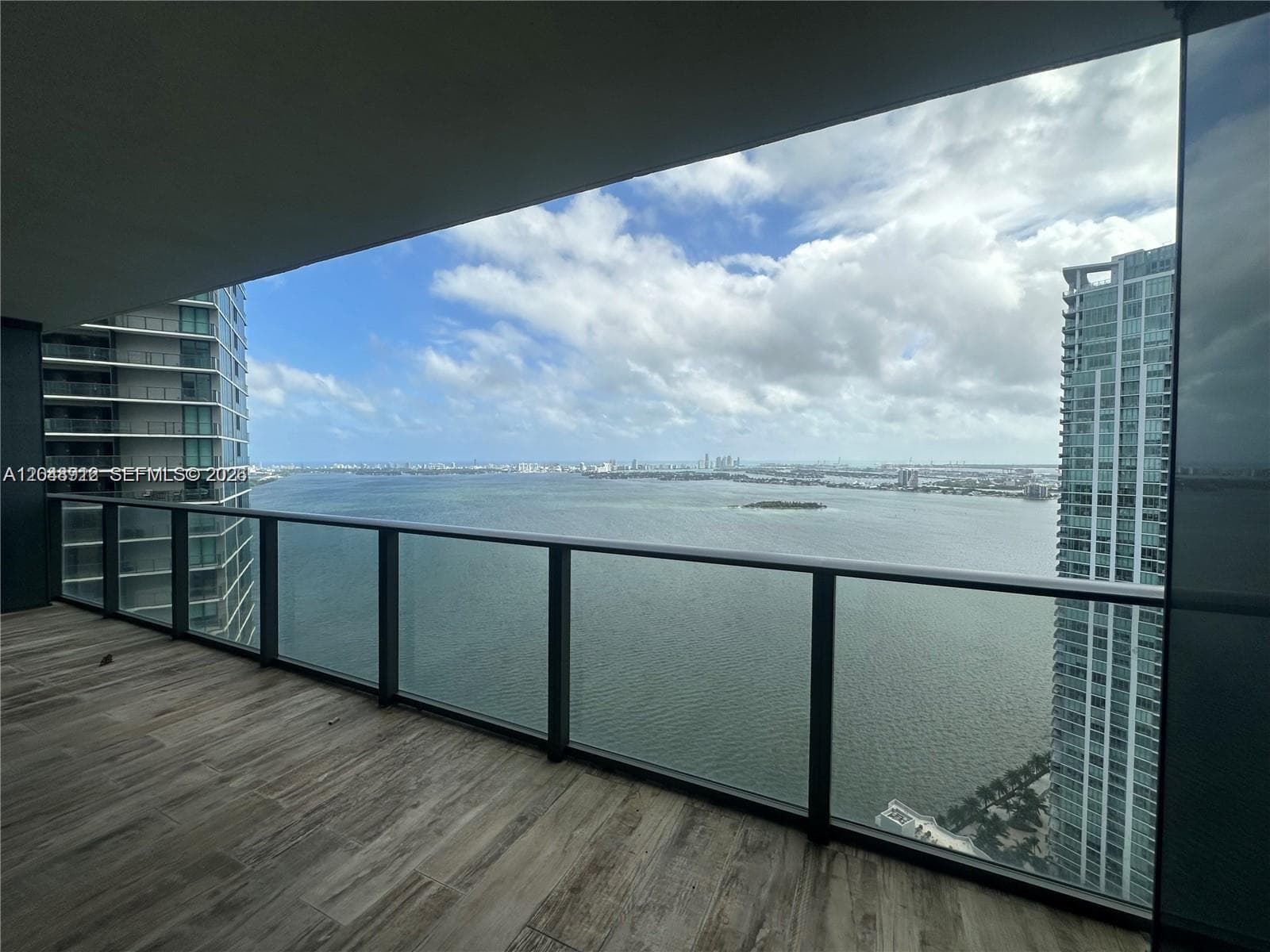 650 NE 32nd St # 4205, Miami FL 33137 photo 3