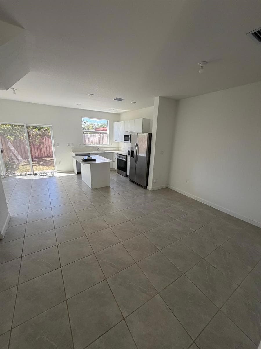 12213 NW 23RD PL # 12213, Miami, FL 33167 photo 2