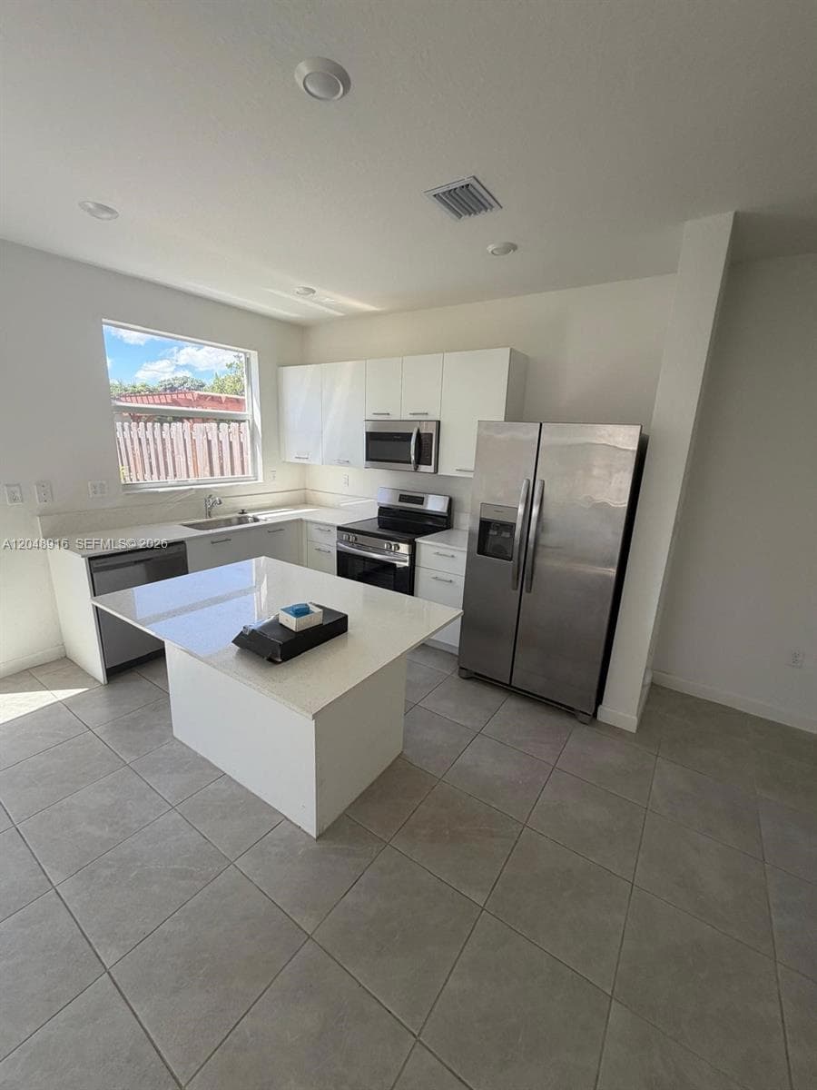 12213 NW 23RD PL # 12213, Miami, FL 33167 photo 4