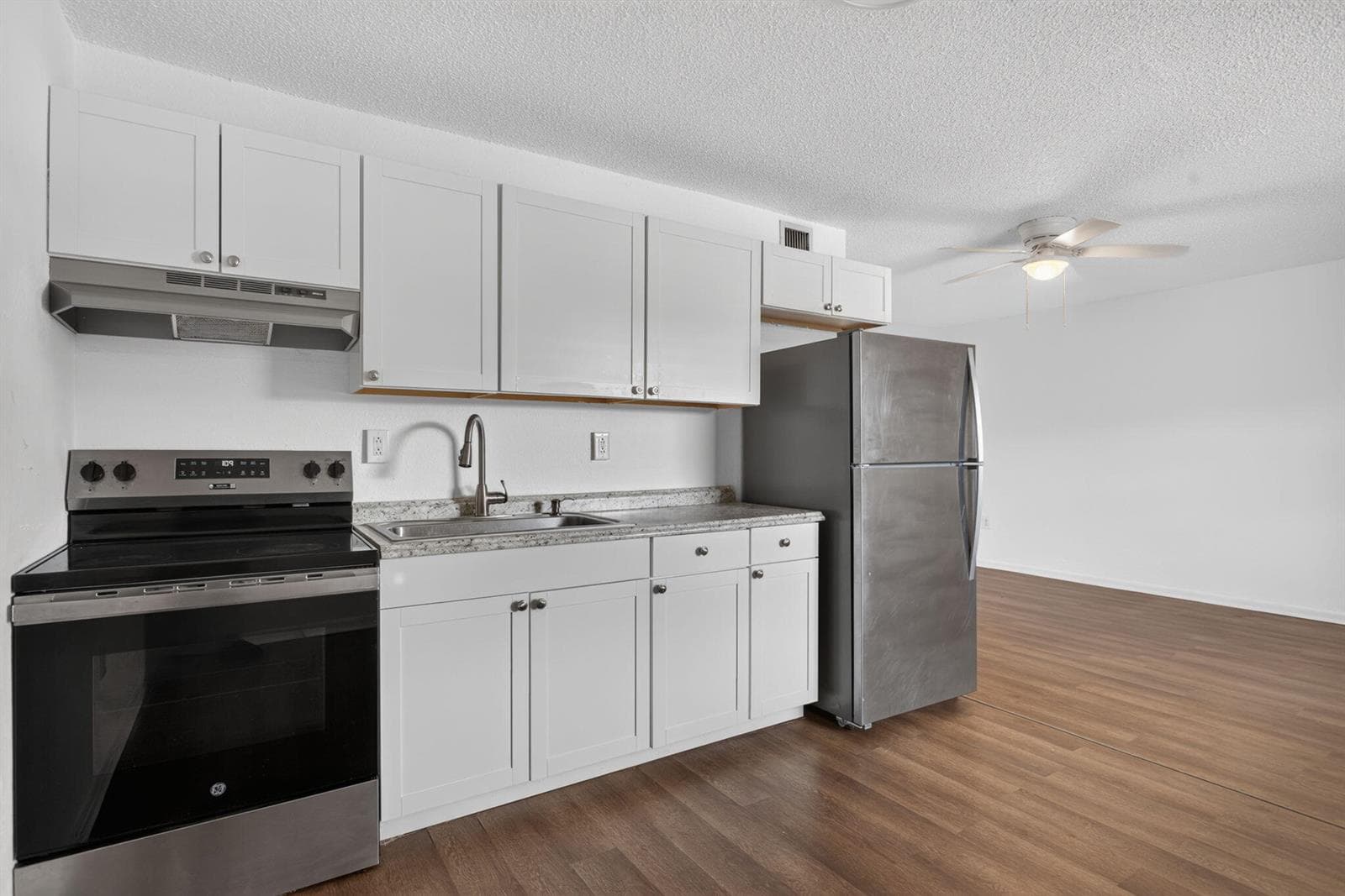 1300 NW 2nd Avenue # 12, Pompano Beach, FL 33060 photo 3