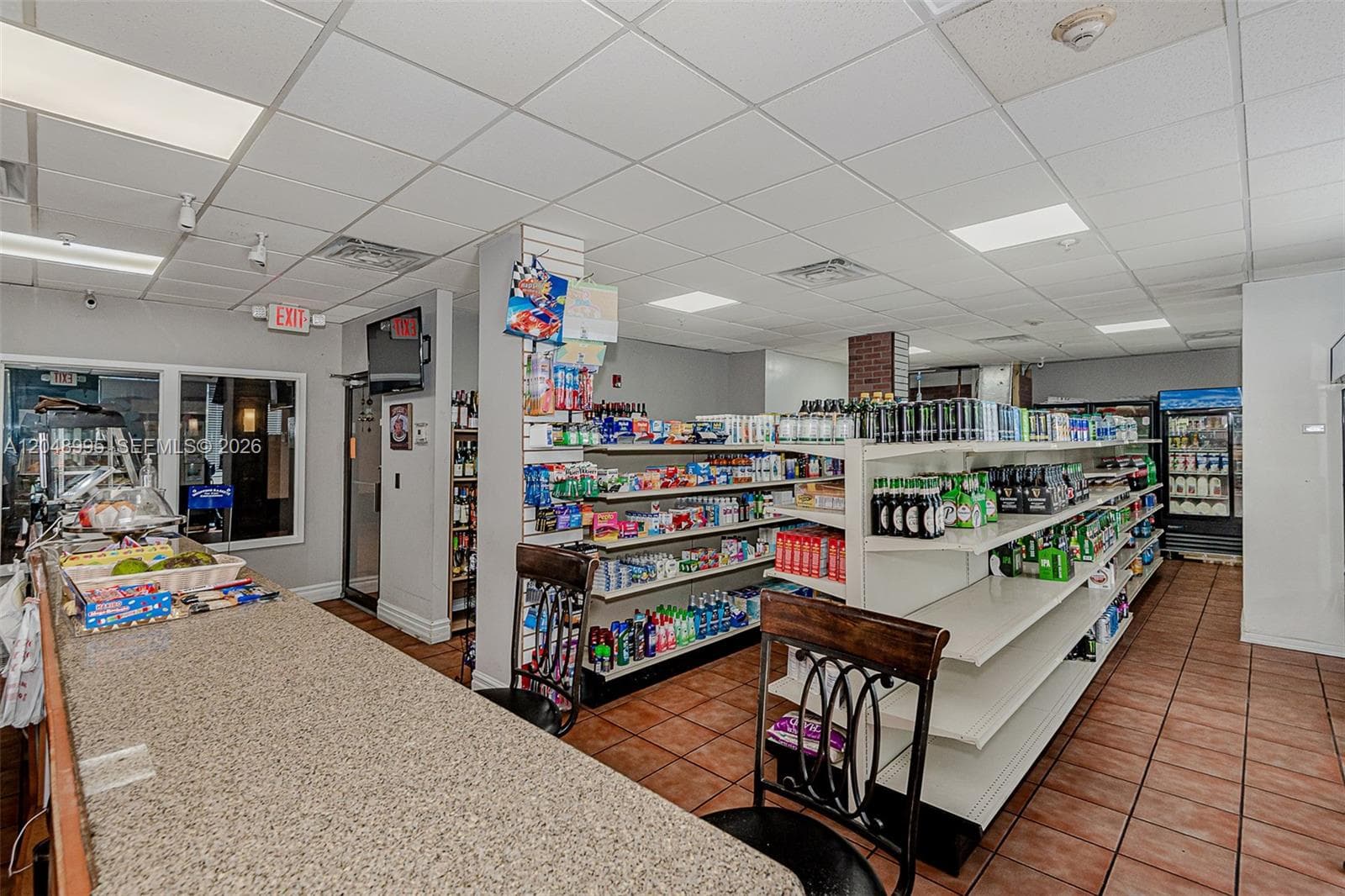 600 NE 36th St # 2018, Miami FL 33137 photo 4