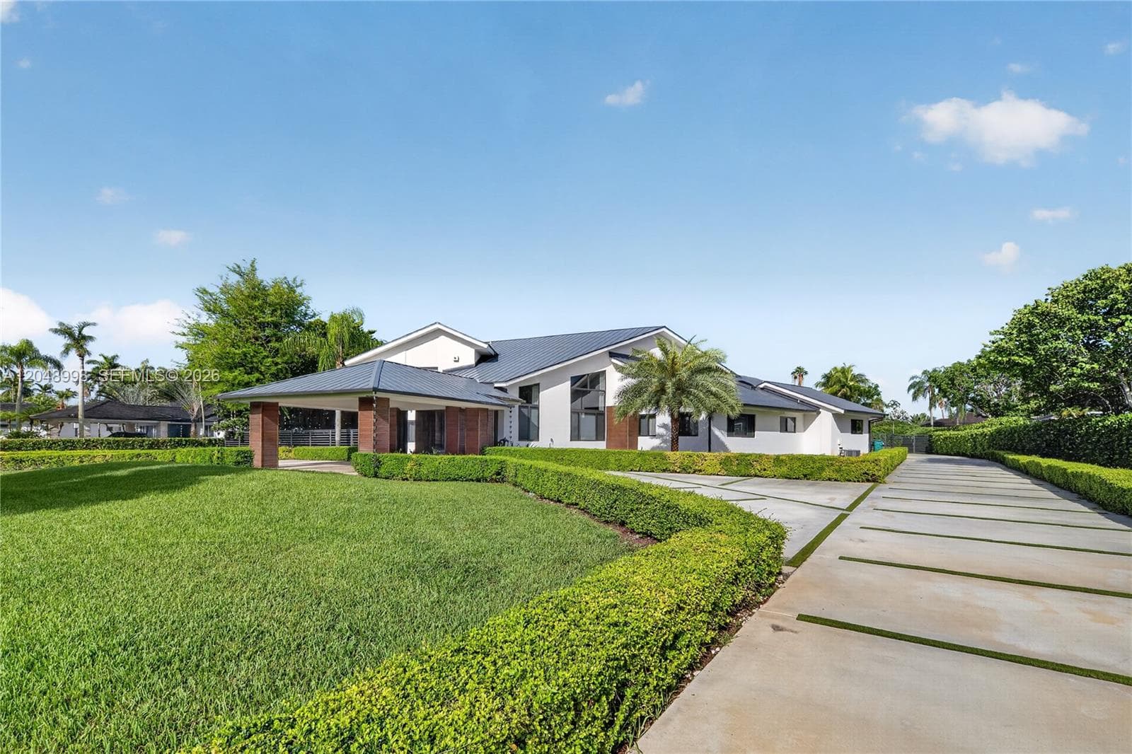 10506 SW 89 Place, Miami FL 33176 photo 3