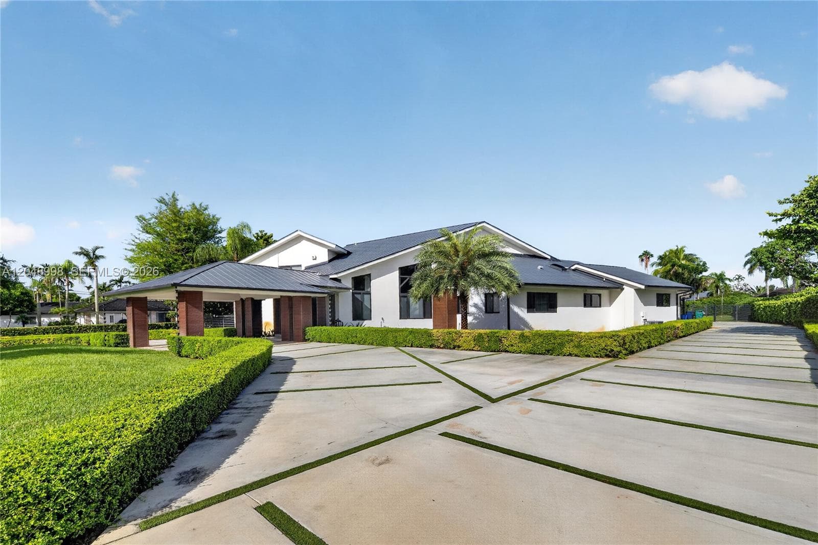 10506 SW 89 Place, Miami FL 33176 photo 4