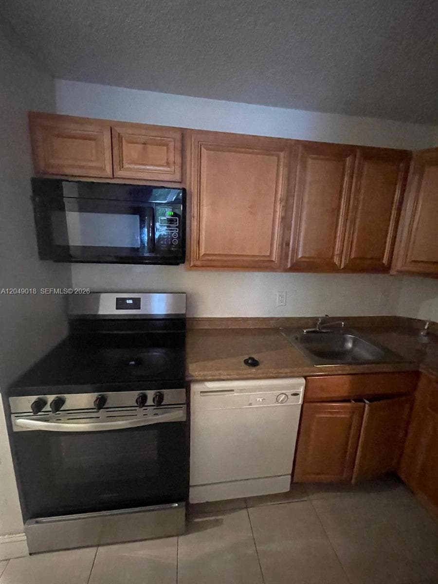 10773 Cleary Blvd # 103, Plantation FL 33324 photo 5