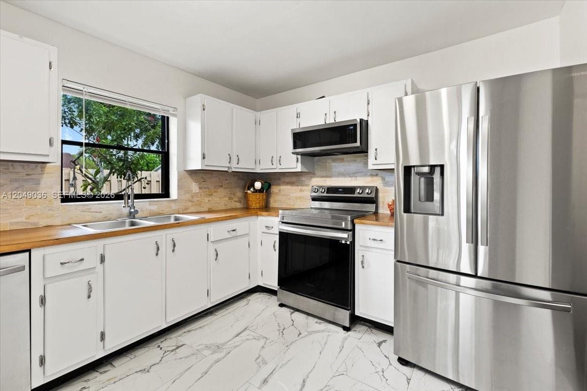 901 NW 26th Ave, Delray Beach FL 33445 photo 4