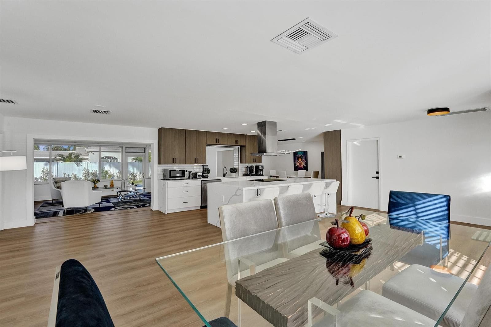 4751 NE 29th Avenue, Fort Lauderdale FL 33308 photo 2