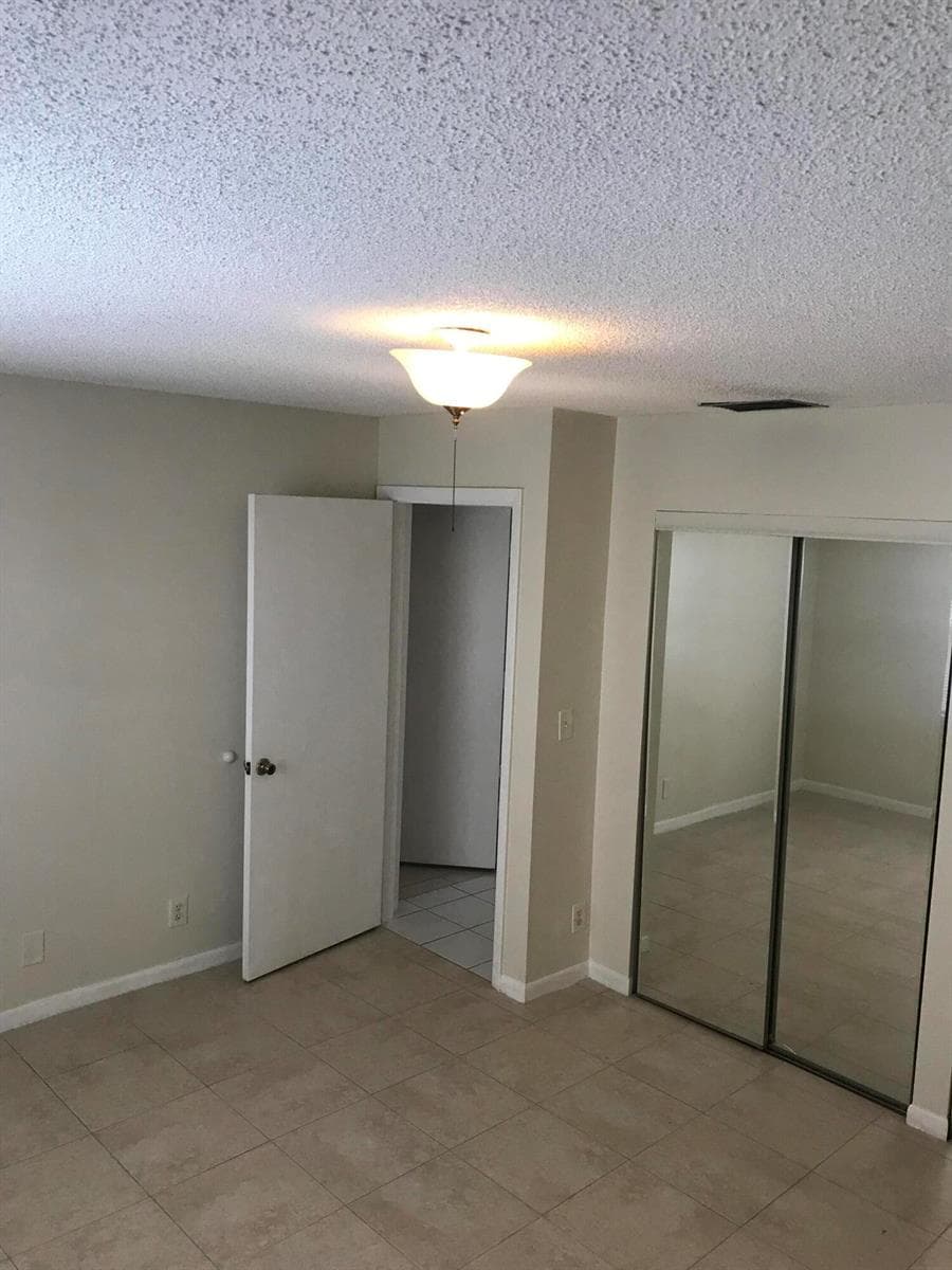 704 SW 16th Avenue # 3, Fort Lauderdale, FL 33312