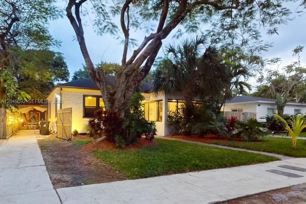 416 SE 19th St # 416, Fort Lauderdale FL 33316
