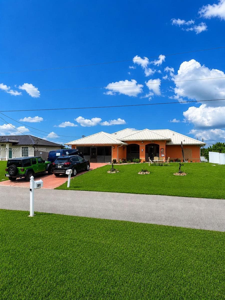 2903 19TH ST SW, Lehigh Acres FL 33976