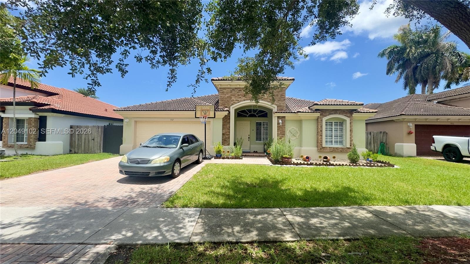 937 NE 35th Ave, Homestead FL 33033