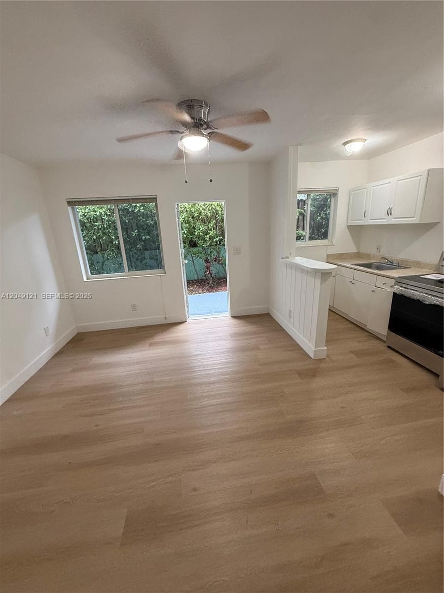469 SW 3rd St # 4, Miami FL 33130 photo 2