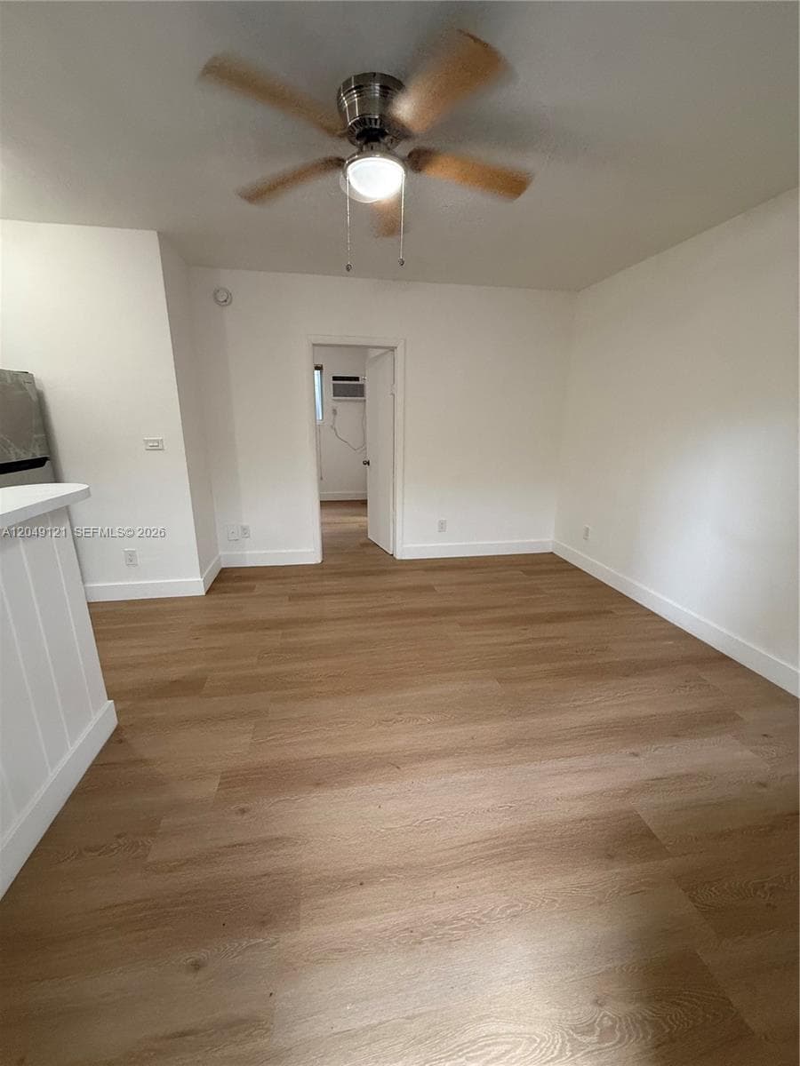 469 SW 3rd St # 4, Miami FL 33130 photo 3