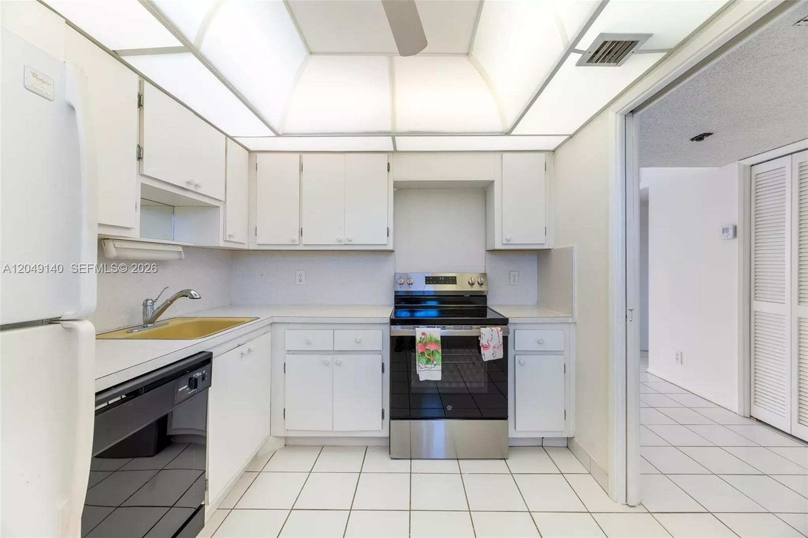 605 Oaks Dr # 607, Pompano Beach FL 33069 photo 5