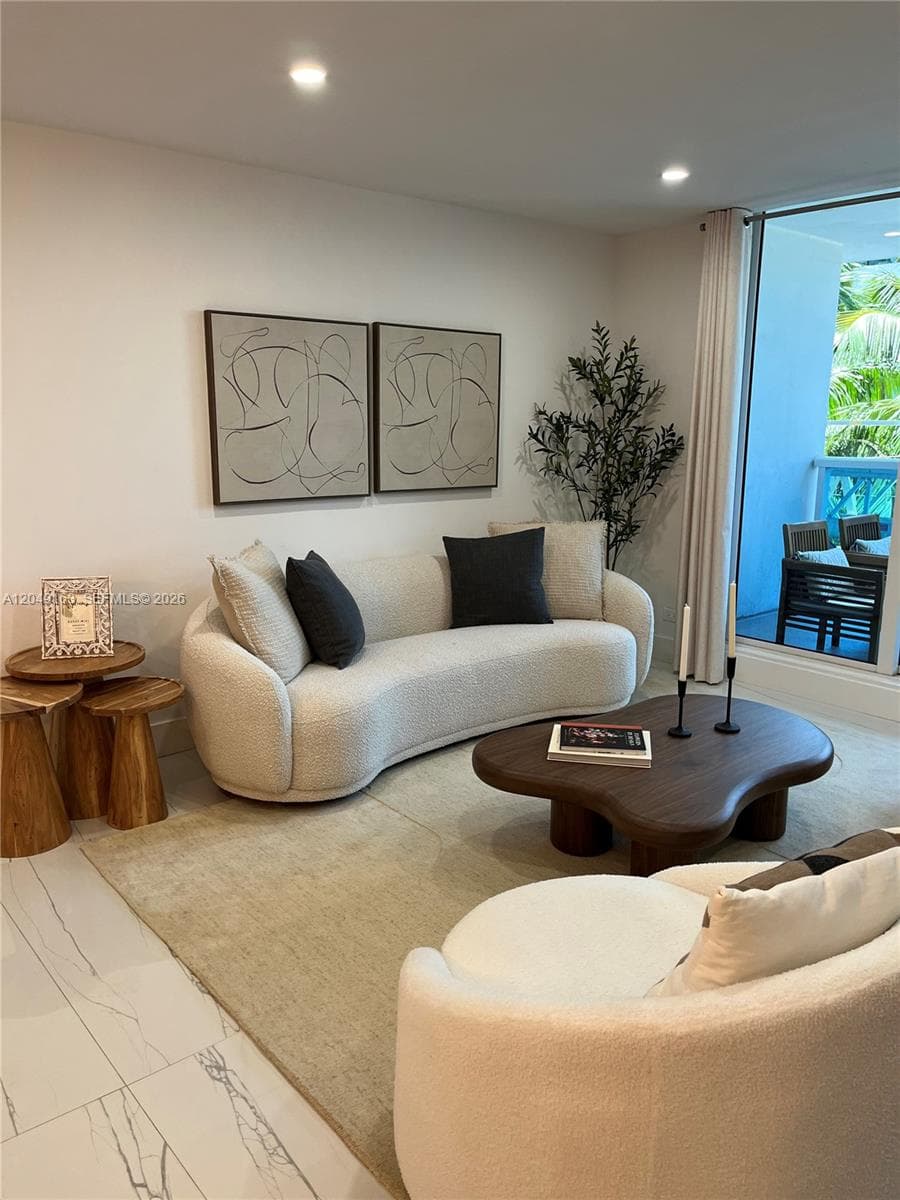 2301 Collins Ave # 326, Miami Beach FL 33139 photo 4