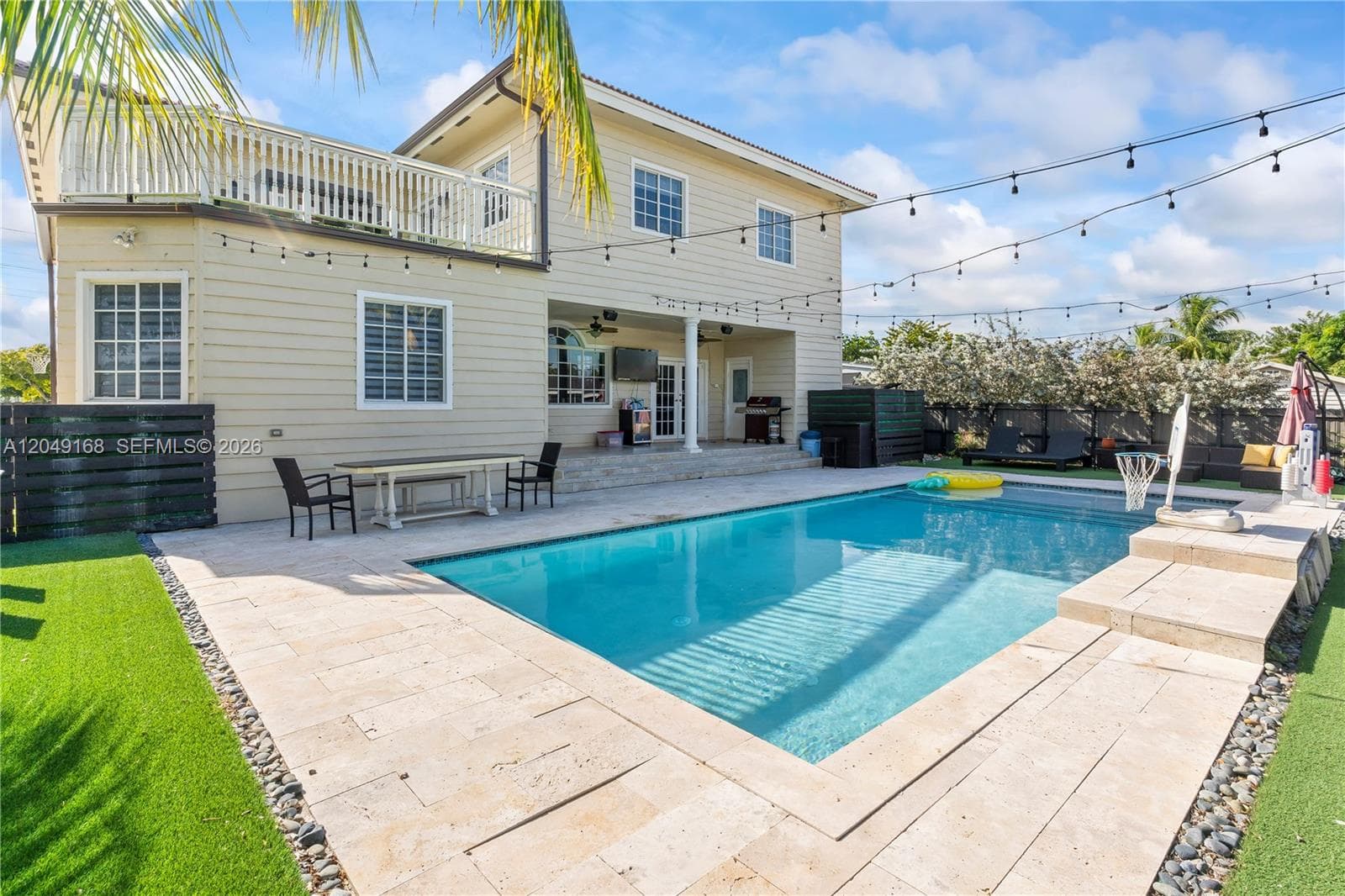 901 Dove Ave, Miami Springs FL 33166 photo 3