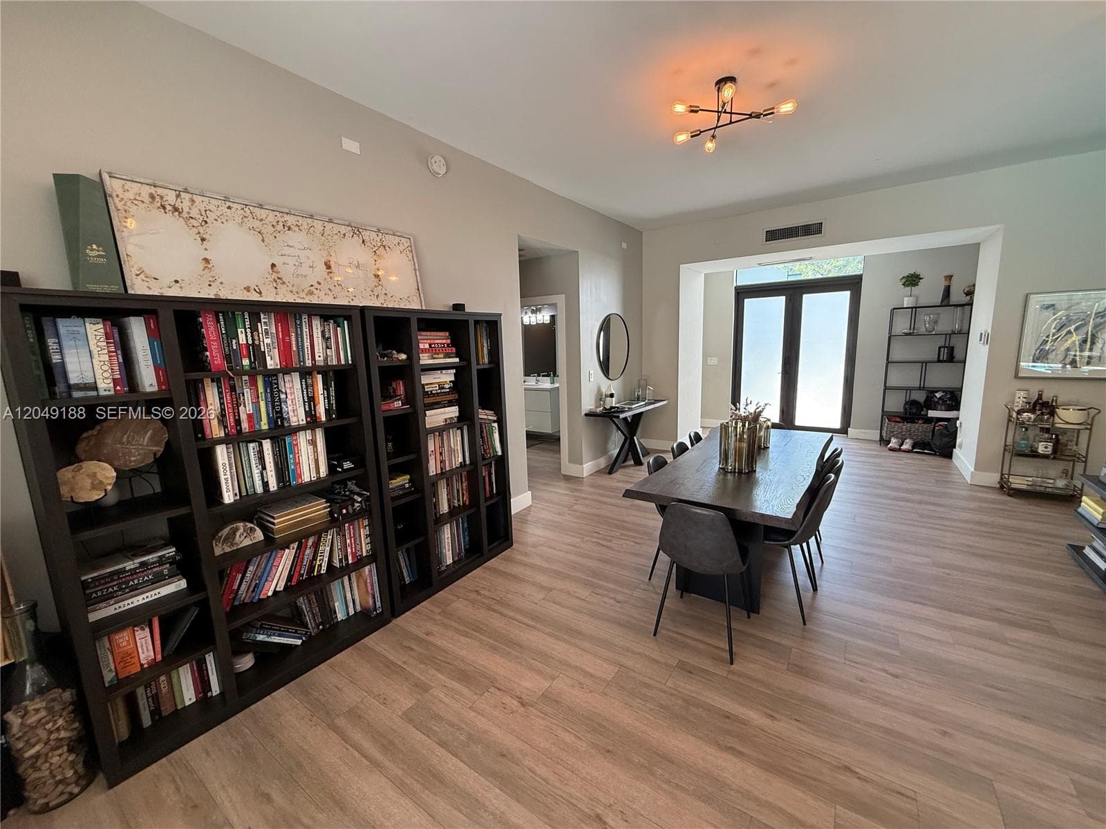 8631 Arboretum Ln, Miami, FL 33138 photo 4