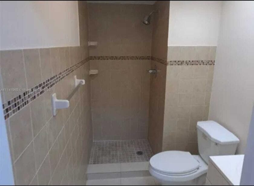 4413 NW 3rd Avenue # 4413, Deerfield Beach FL 33064 photo 2