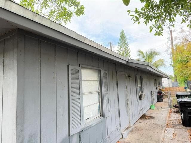 714 S H Street, FL 33460 photo 5