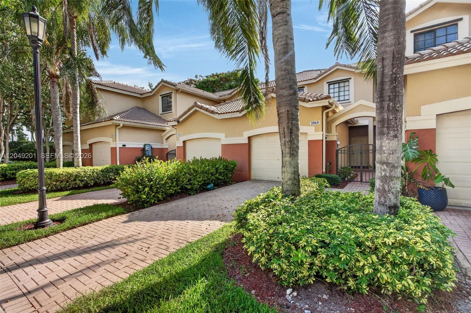 3969 Orange Tree Ln # 3969, Weston FL 33332