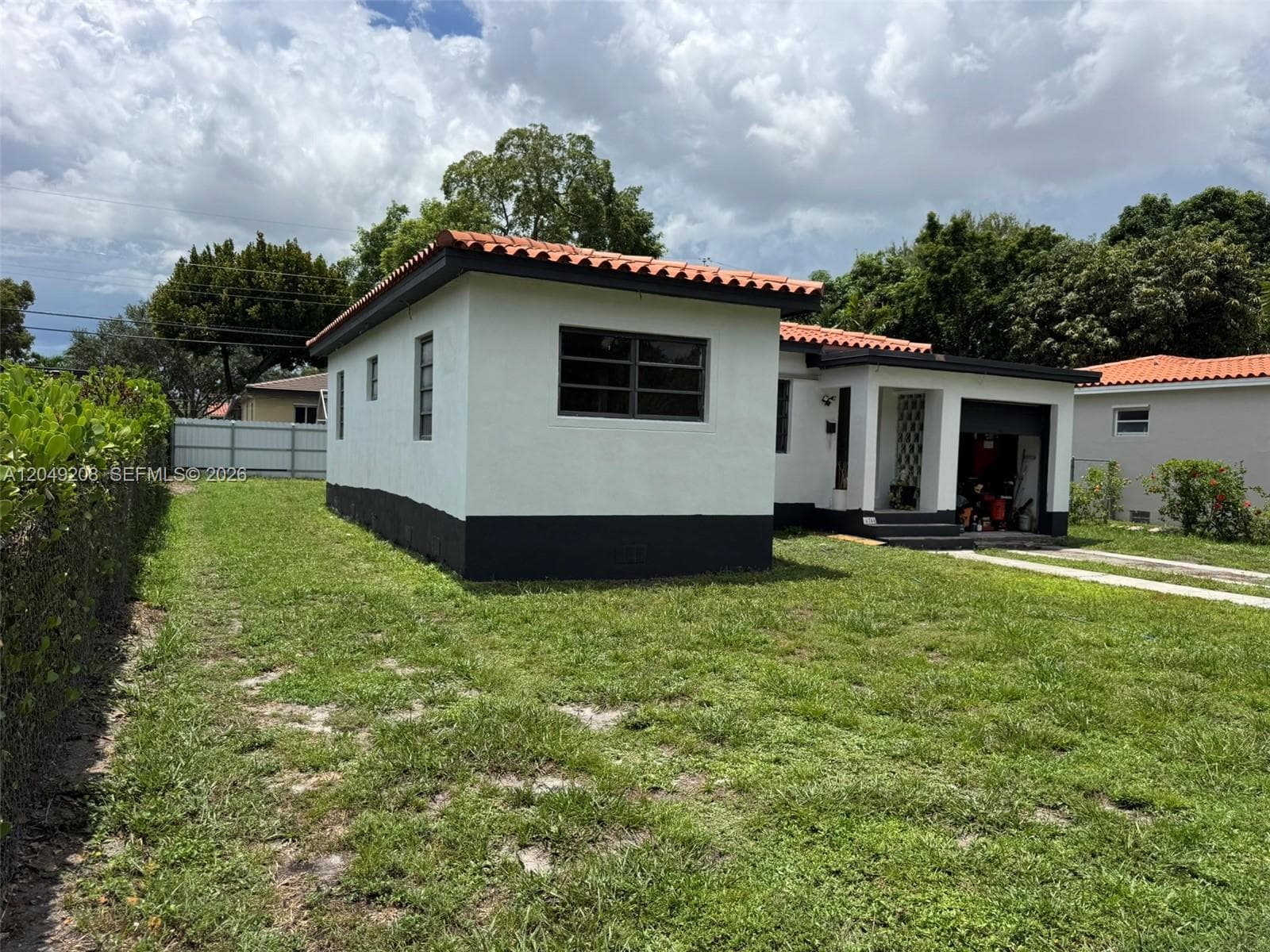 6346 NW 41st St, Virginia Gardens FL 33166 photo 3