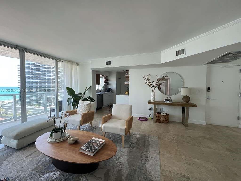5900 Collins Ave # 1406, Miami Beach, FL 33140 photo 5
