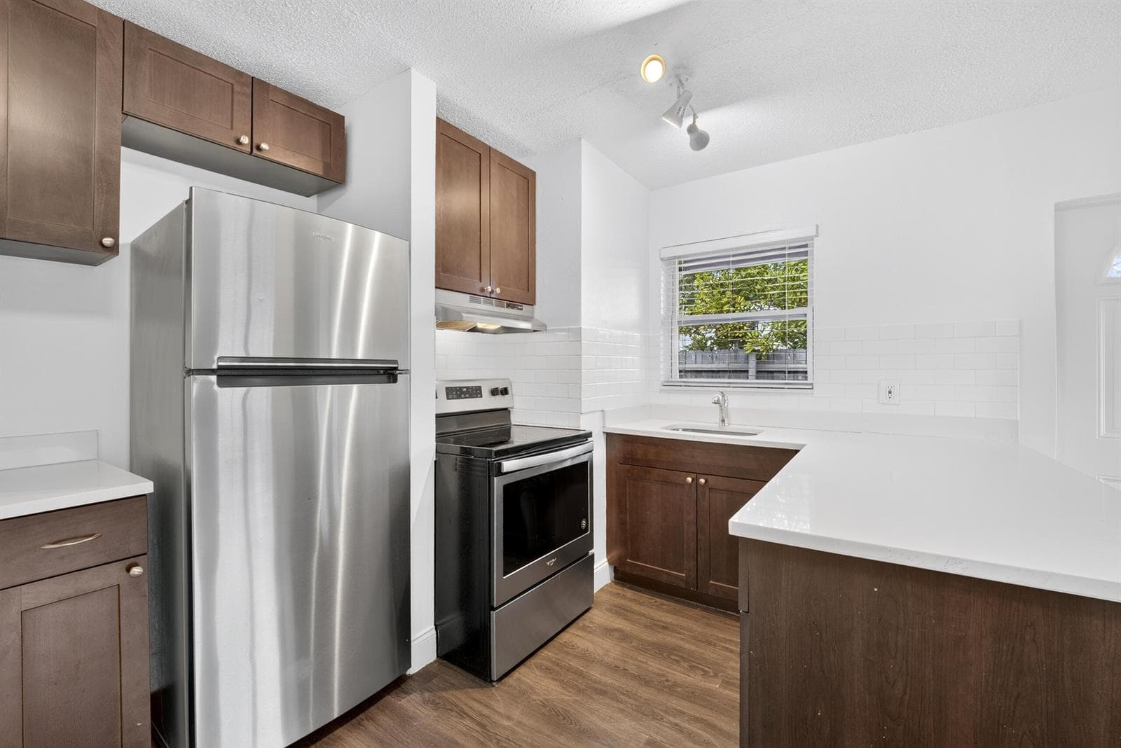 732 SE 15th Street Apt 1, Fort Lauderdale FL 33316 photo 2