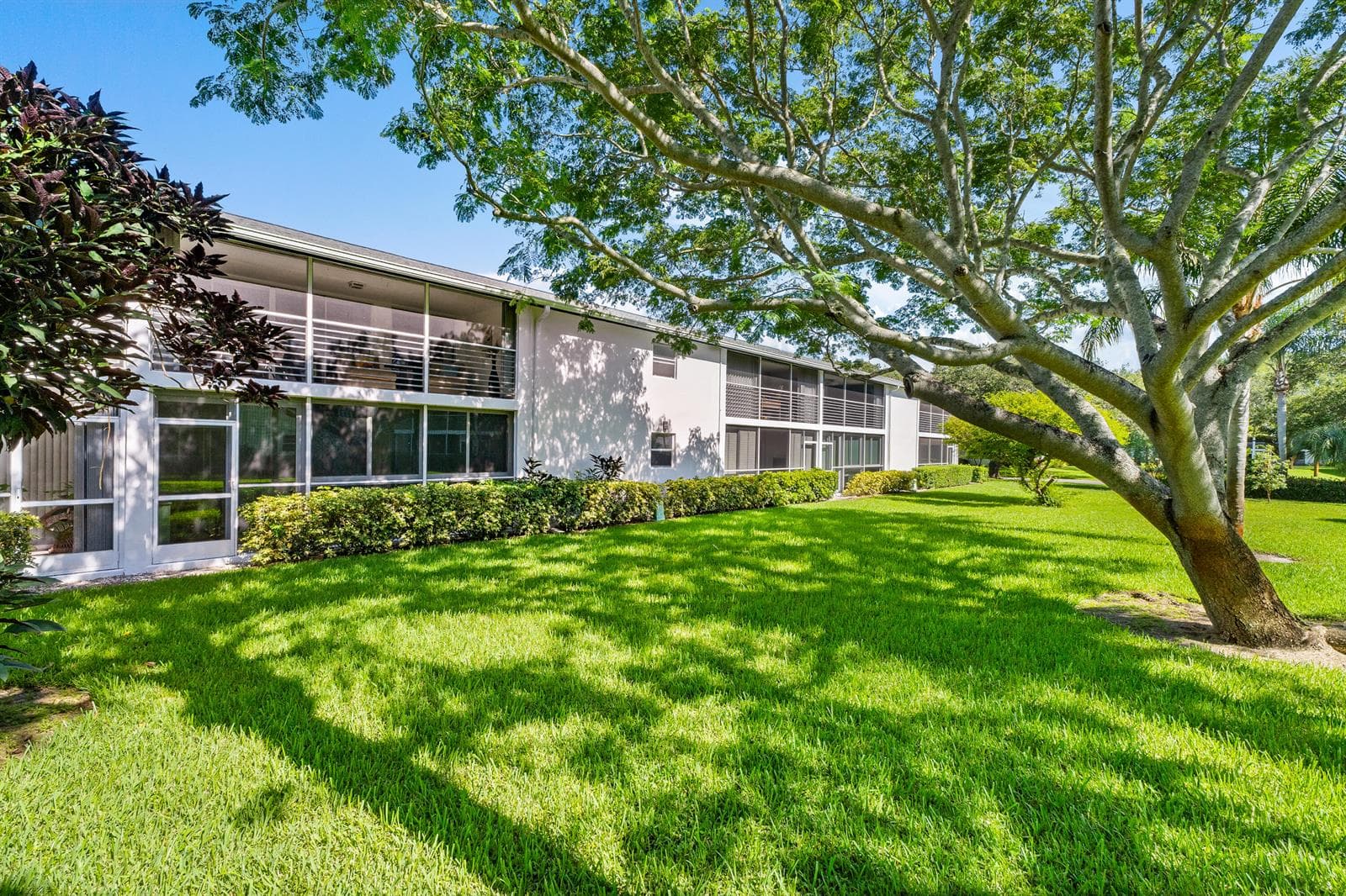 4 Westwood Avenue # 204, Jupiter FL 33469