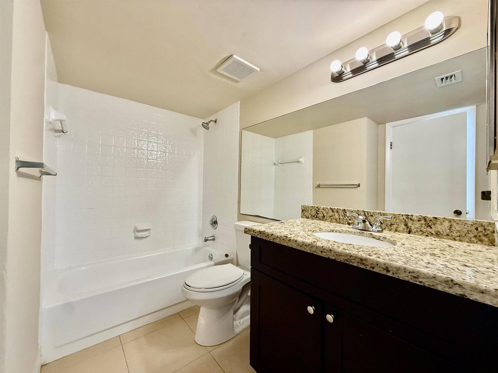 9901 Westview Drive # 324, Coral Springs FL 33076 photo 3