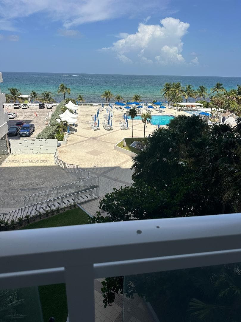 2030 S Ocean Dr # 416, Hallandale Beach FL 33009