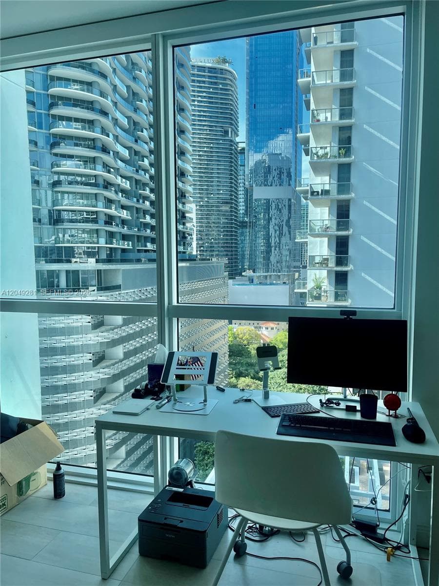 1080 Brickell Ave # 1709, Miami, FL 33131 photo 4