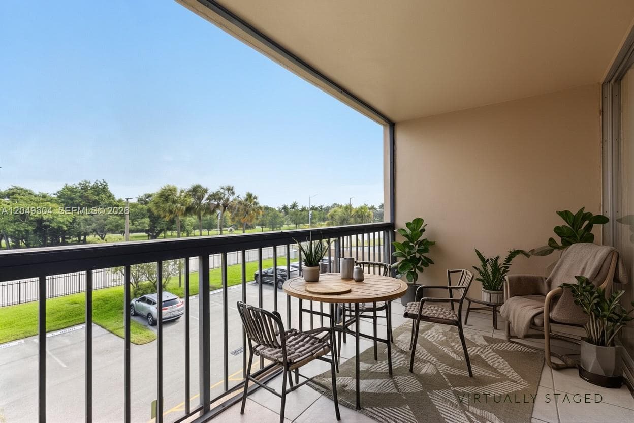 10425 SW 112th Ave # 302, Miami FL 33176 photo 3