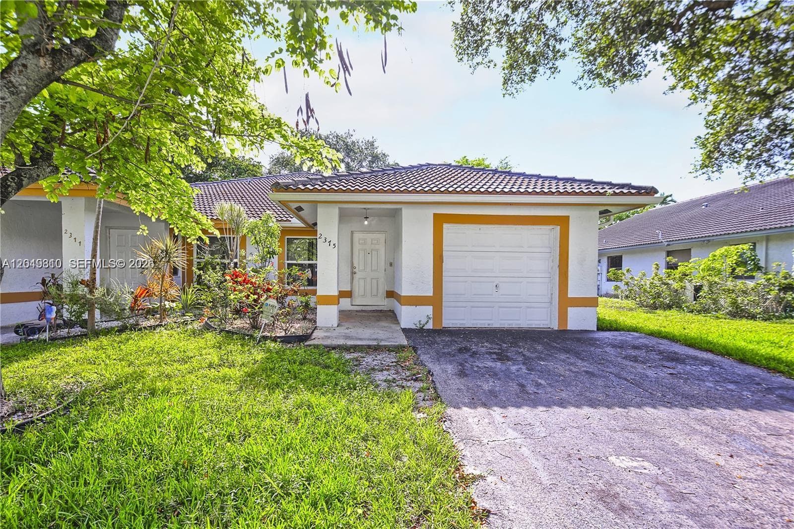 2375 NW 123rd Ave, Coral Springs FL 33065 photo 2