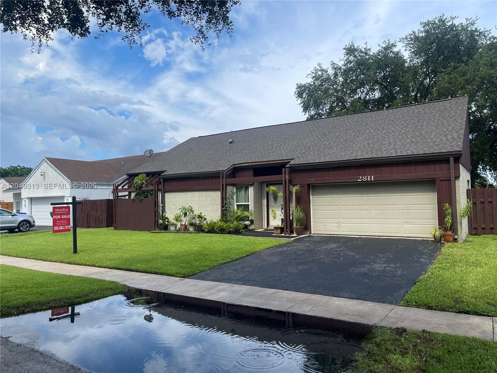2811 Devonwood Ave, Miramar FL 33025 photo 2