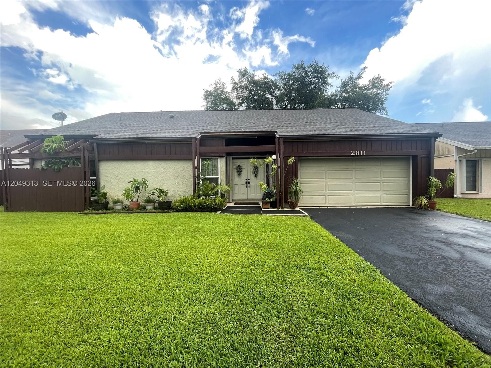 2811 Devonwood Ave, Miramar FL 33025