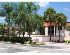 861 NE 207th Ln # 104-14, Miami, FL 33179 photo 2