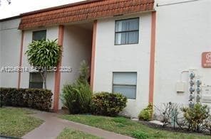 861 NE 207th Ln # 104-14, Miami, FL 33179 photo 3
