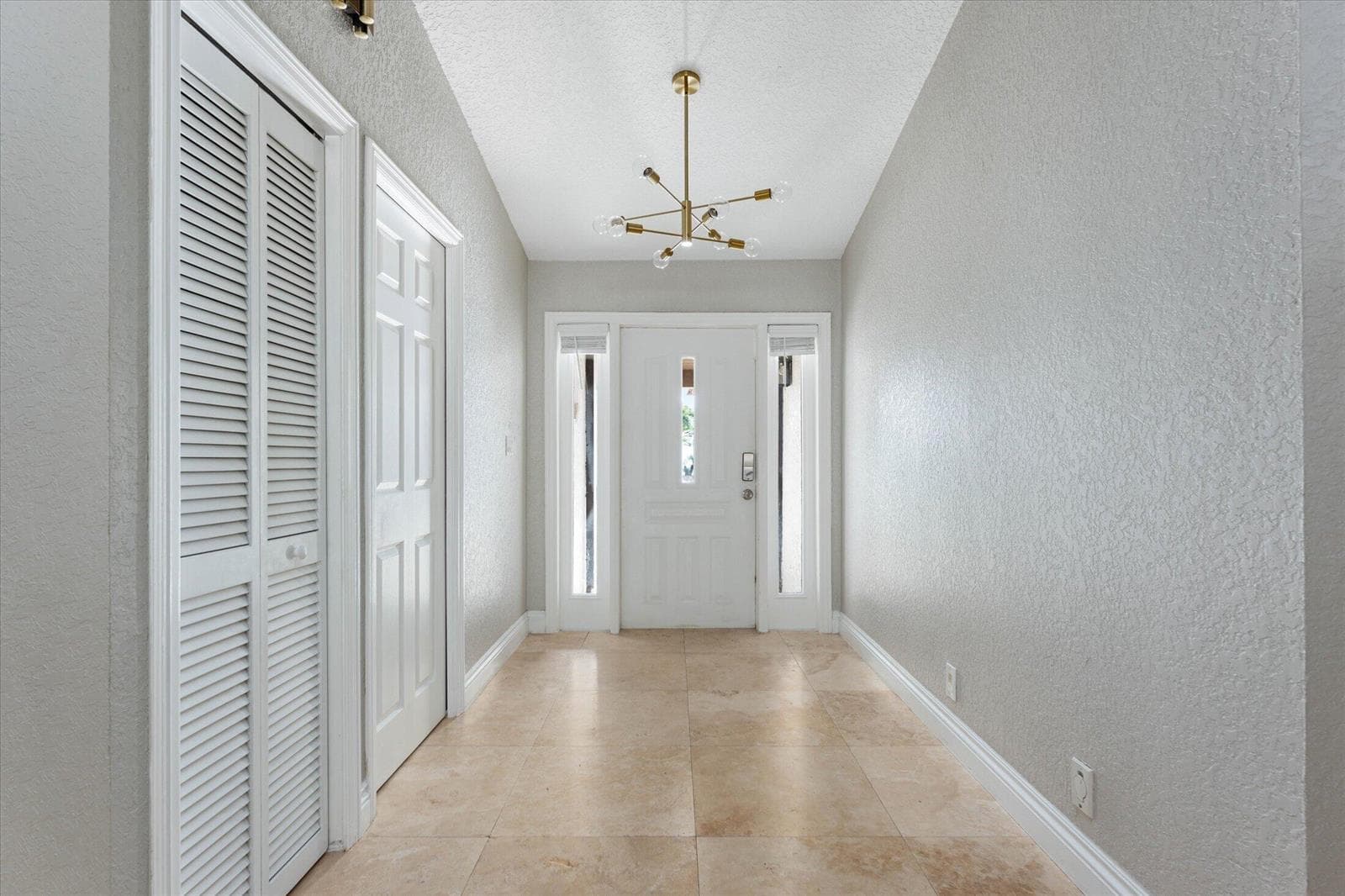 1598 SW 5th Avenue, Boca Raton FL 33432 photo 2