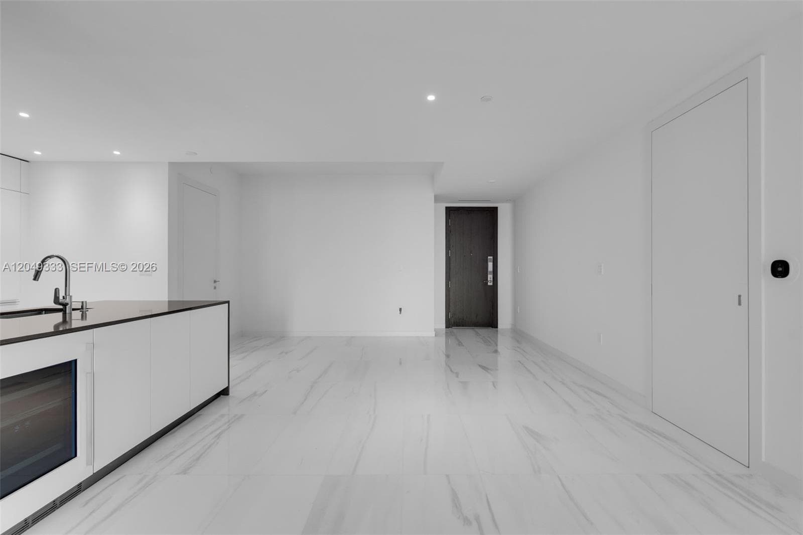 300 Biscayne Boulevard Way # 3009W, Miami FL 33131 photo 3