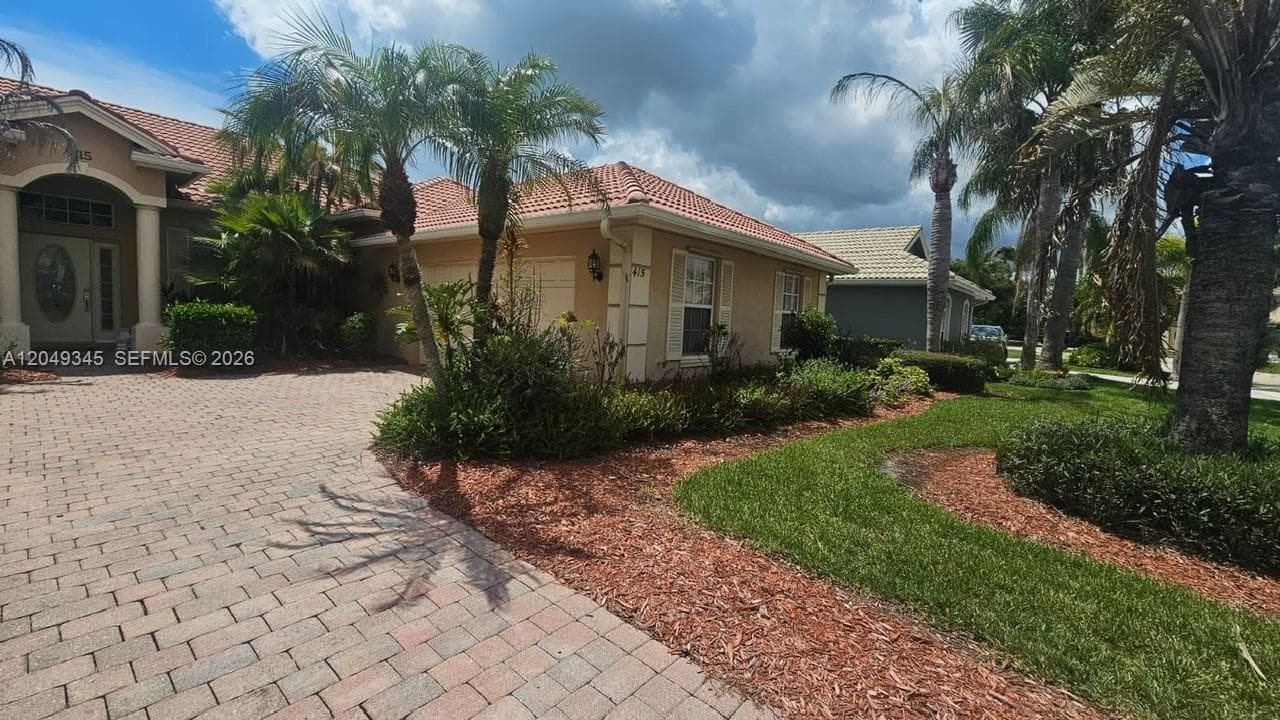 415 NW Dover Ct, Port St. Lucie FL 34983 photo 4
