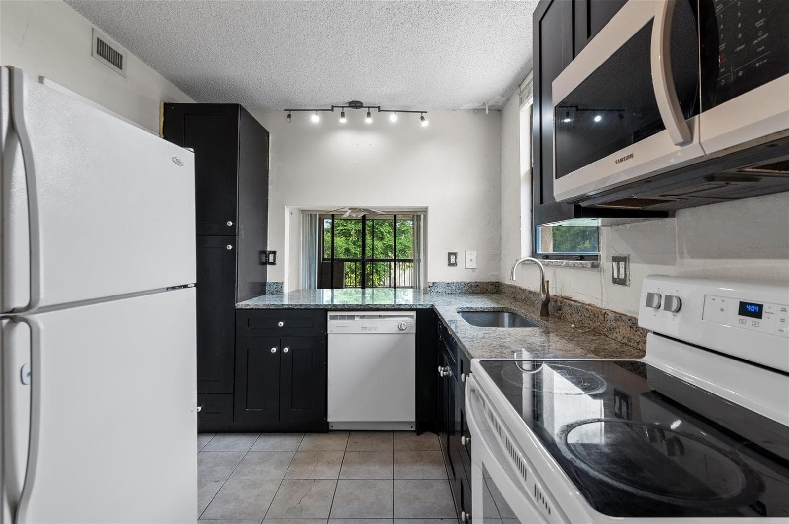 8429 Forest Hills Drive # 304, Coral Springs FL 33065 photo 5