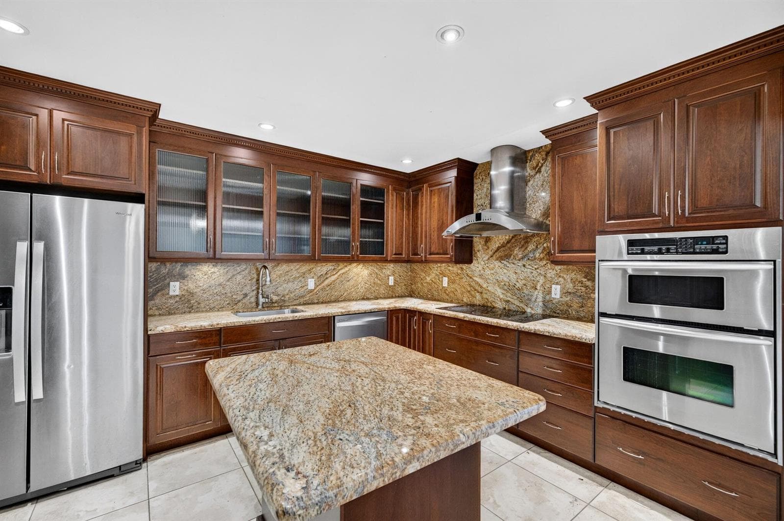 7151 SW 5th Court, Pembroke Pines FL 33023 photo 3
