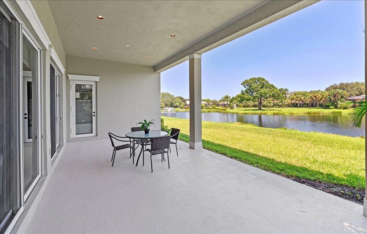 1254 River Reach Drive, Vero Beach FL 32967 photo 3