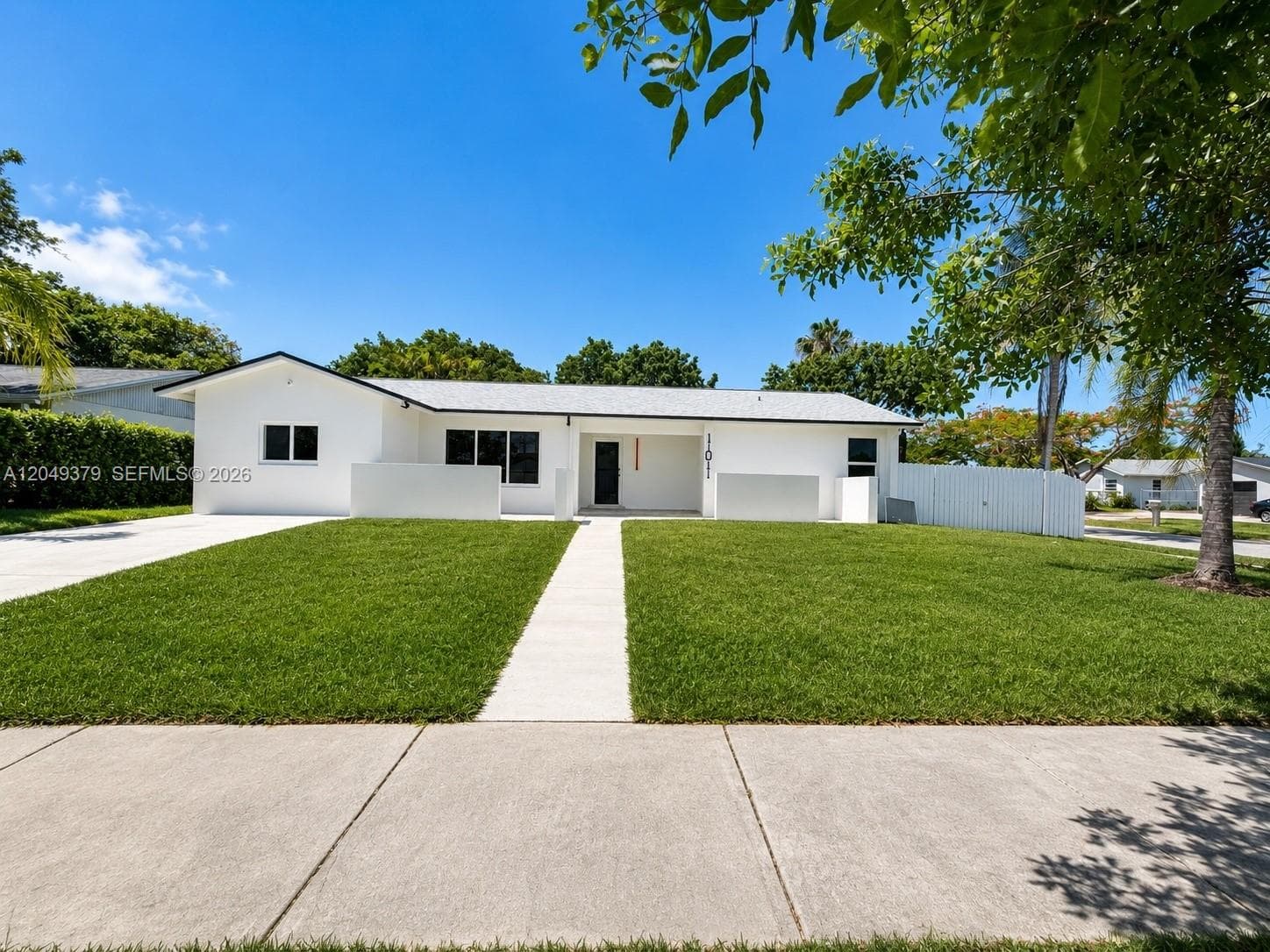 11011 SW 162nd Ter, Miami FL 33157 photo 2