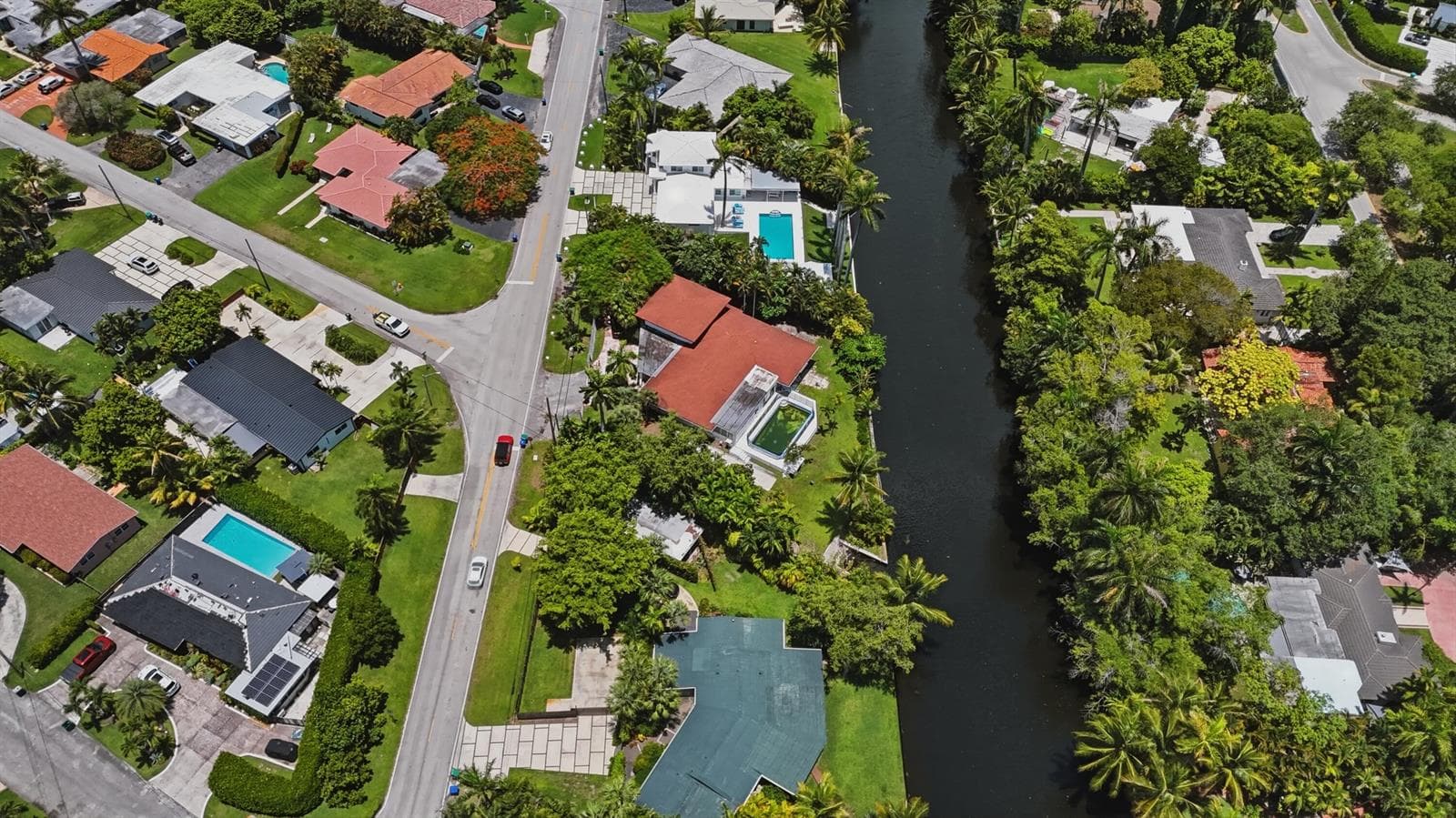 11401 W Biscayne Canal Road, Miami FL 33161 photo 4