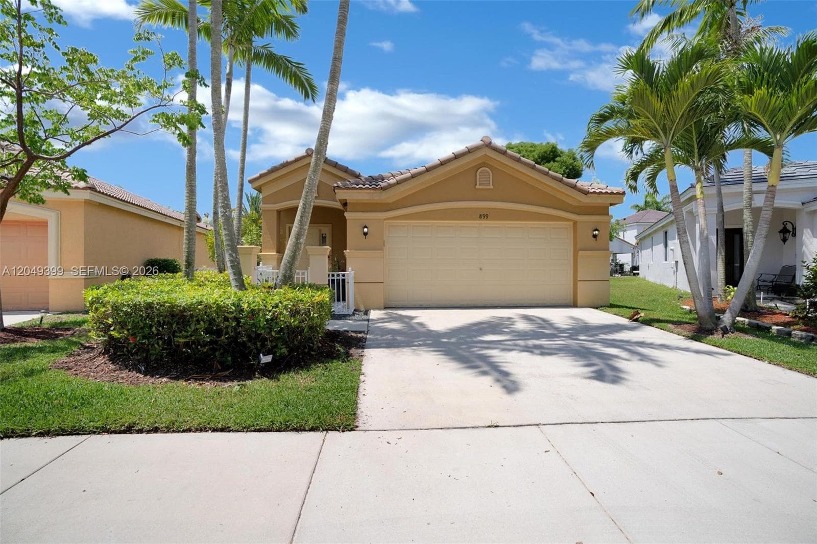 899 Phoenix Way, Weston FL 33327 photo 2