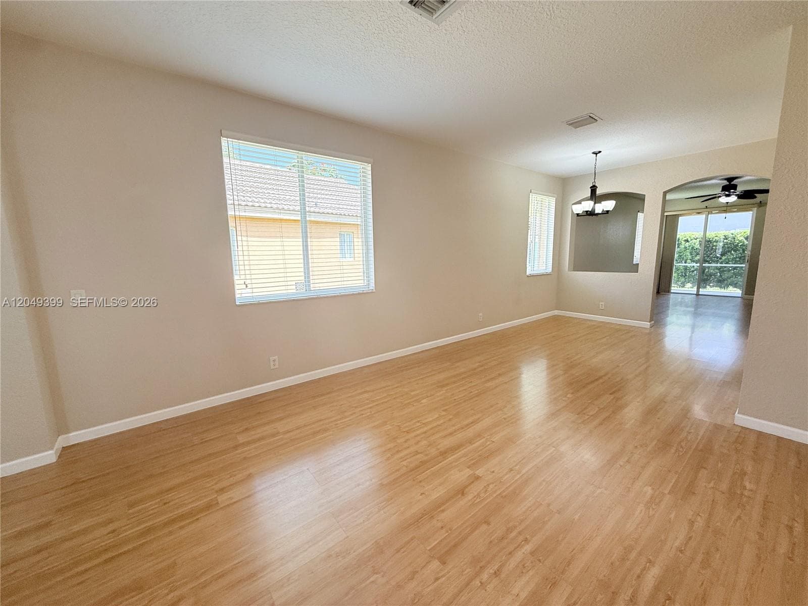 899 Phoenix Way, Weston FL 33327 photo 4