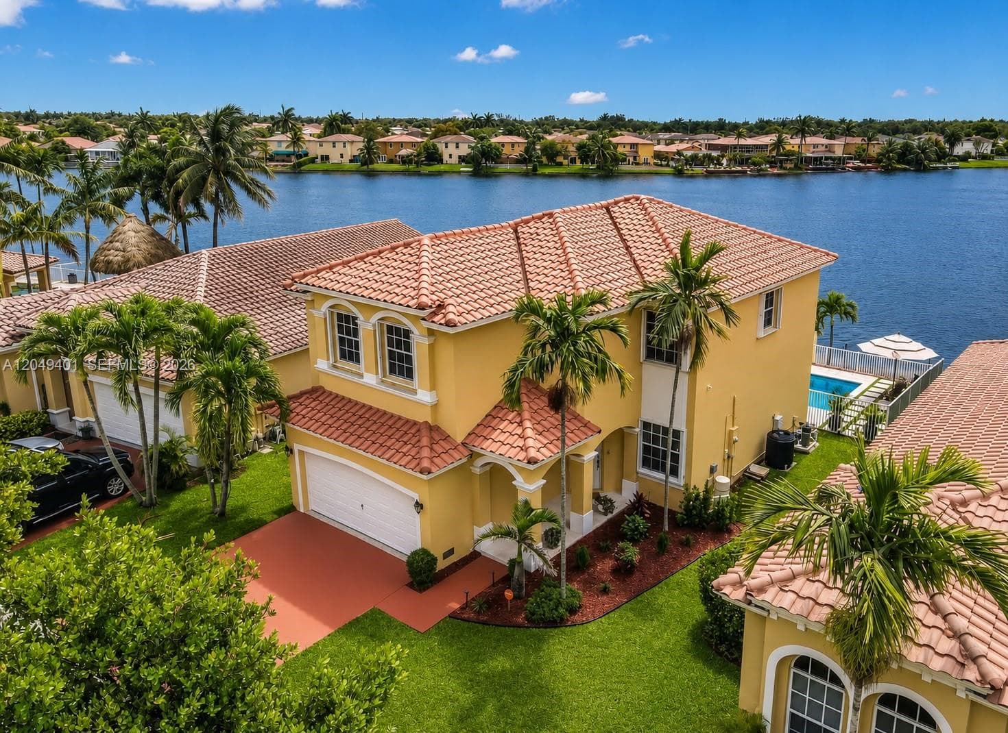 13724 SW 52nd St, Miramar FL 33027