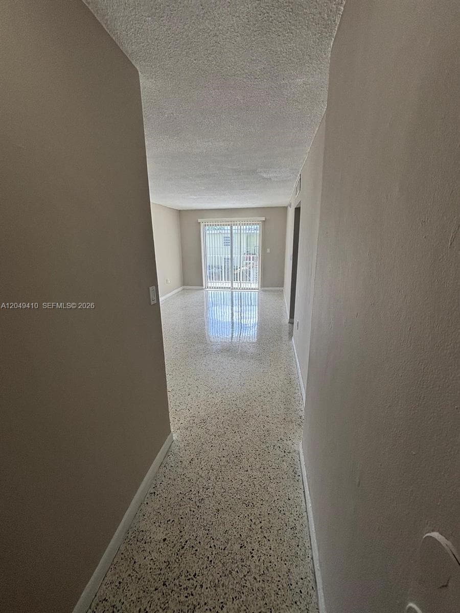1047 SW 7th St # 12, Miami FL 33130 photo 2