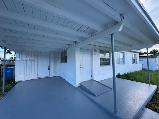 4221 SW 39th St, West Park FL 33023