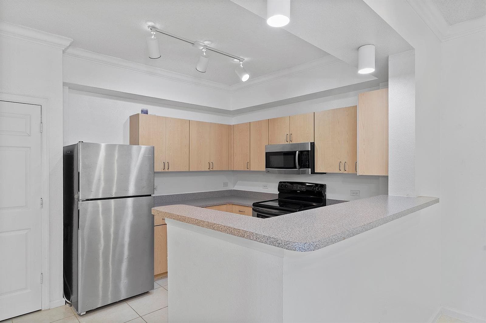 533 NE 3rd Avenue # 515, Fort Lauderdale FL 33301 photo 5